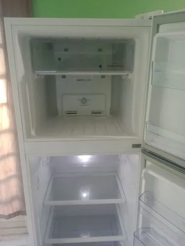 Geladeira Dúplex Frost Free funcionando perfeitamente conservada