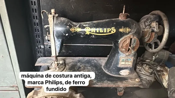Máquina de costura 