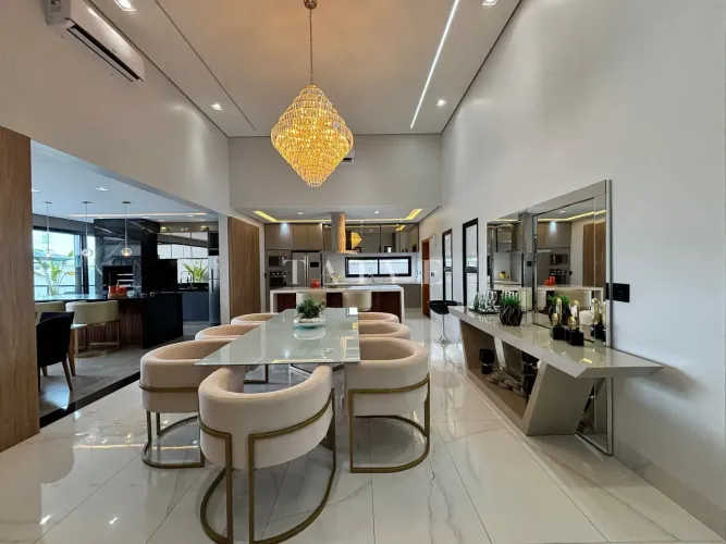 Casa térrea à venda, Condomínio Sun Lake, 249m² de construção, 3 suítes, 4 vagas - Recanto