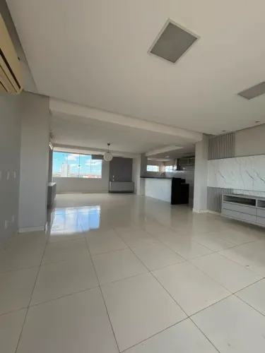 Imóvel para aluguel possui 173 metros quadrados com 3 quartos em São João - Teresina - PI