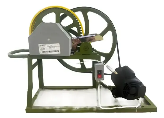 Moenda de Cana - Engenho De Moer Cana - Com motor a gaslina