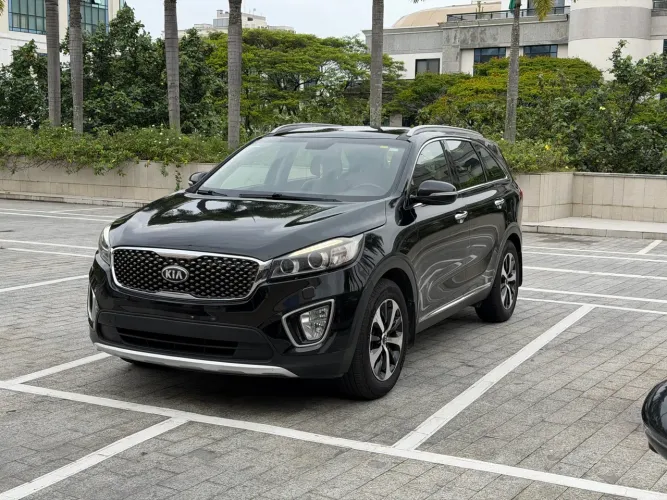 Kia Motors Sorento 3.3 V6 24V 270cv 4X2 Aut. 2016
