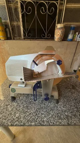 FATIADOR DE FRIOS GURAL GLP-330 | LÂMINA 330 MM | BIVOLT