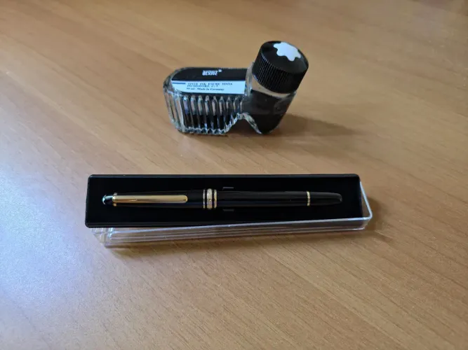OCaneta Montblanc 144 preta