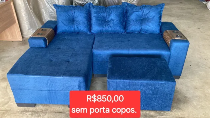 SOFÁ AZUL COM CHAISE