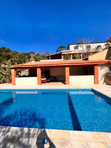 Day Use - Chácara para Confraternizações | Piscina e Churrasqueira SP