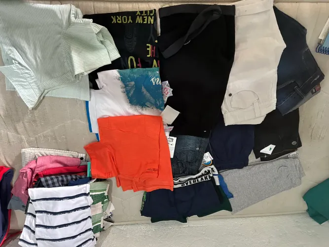 Lote c/200 peças masculinas P/ brechó !