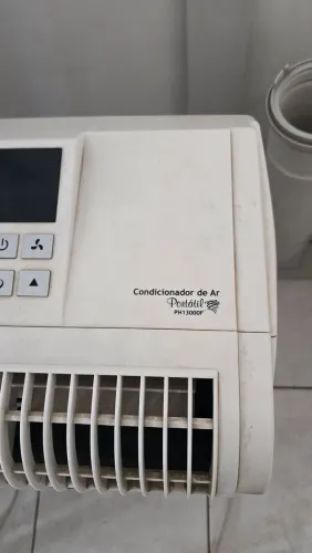 Ar condicionado portátil 13000 btus 127 v. Philco.