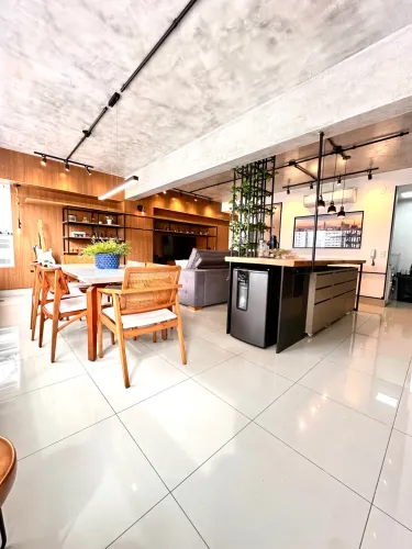 Apartamento à venda com 103 m2, 3 suítes, no Setor Bueno, Goiânia, GO.