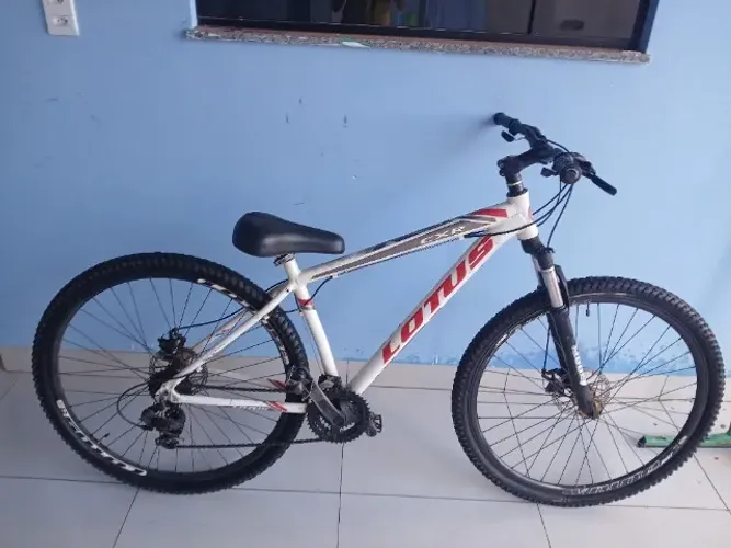 Bicicleta Lotus usada