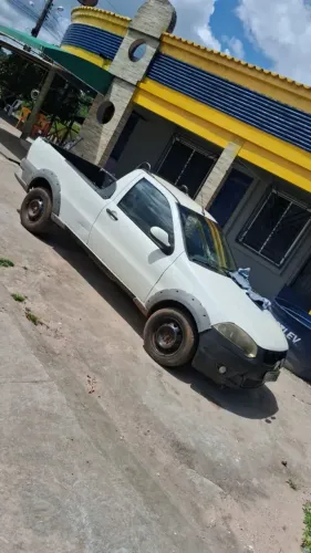 Fiat Strada Trekking 1.6 16V Flex CS 2013