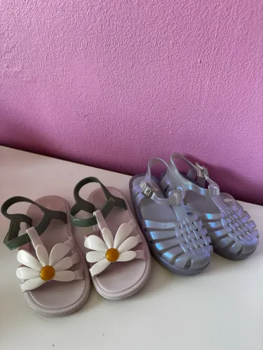 Mini Melissa TAM 25, 2 pares!!!