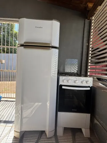 Geladeira Duplex+ Fogão 4 bocas elétrico (entrego)