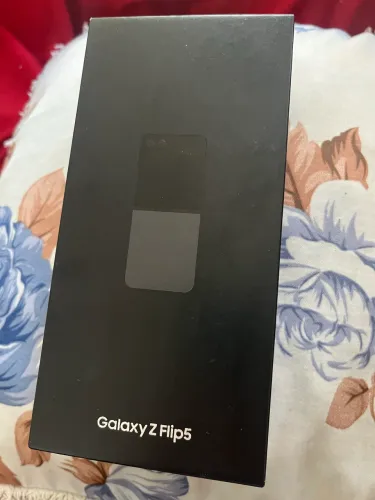 Z flip 5 