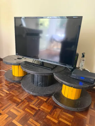 RACK + TV STI 40 POLEGADAS