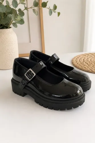 Sapato Mary Jane Plataforma Verniz Preto Feminino