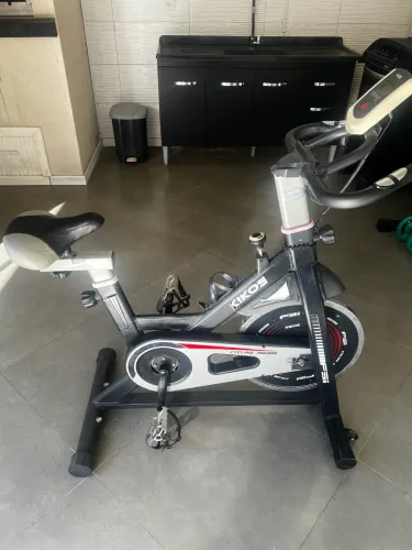 Bike Ergométrica Semi Nova Kikos - Grande Oportunidade!