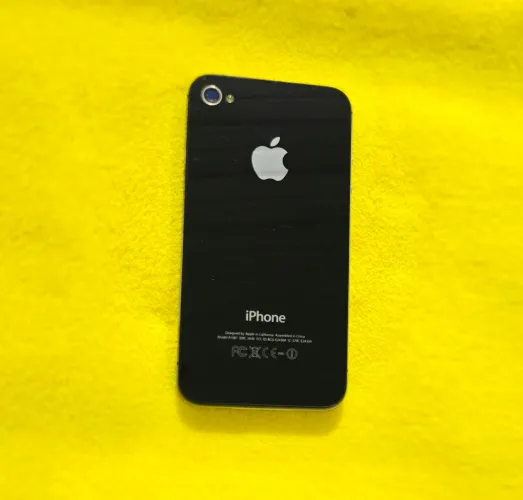 iPhone 4 ou iPhone 4s preto