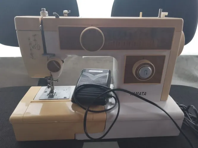 Vendo Máquina de costura portátil