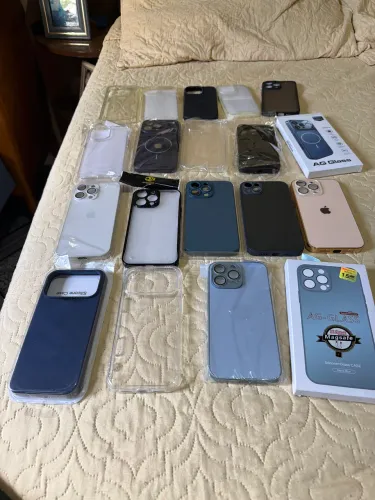 Vendo capinha Apple nova 15 pro m 14 pro m 17 pro m 14 plus 13 pro
