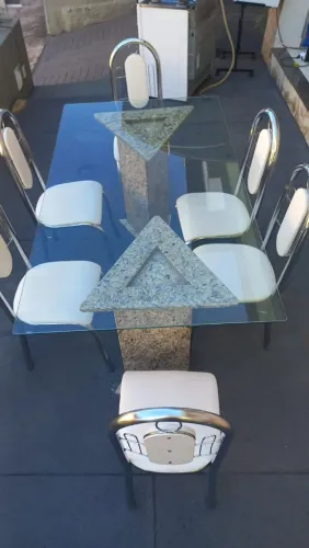 Mesa 6 cadeiras