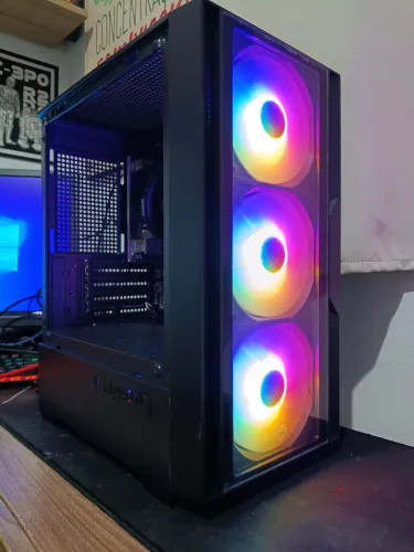 PC AMD Ryzen 5
