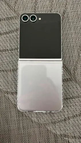 Samsung Galaxy Z Flip 6