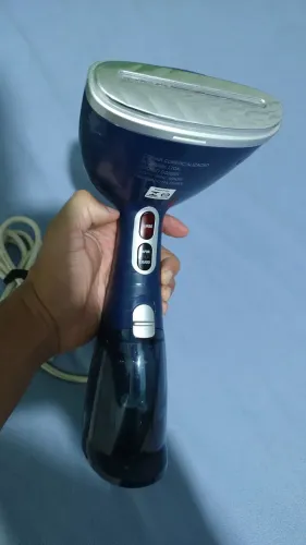 Vaporizador e higienizador de roupas