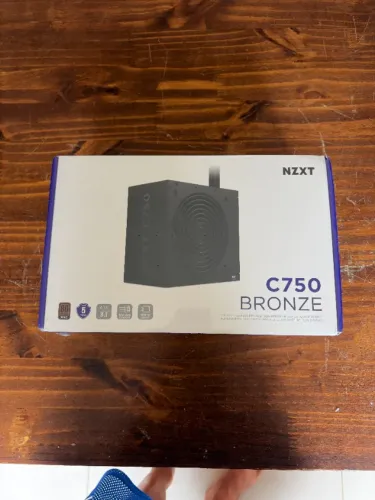 Fonte NZXT C750 (nova, lacrada, nota fiscal)
