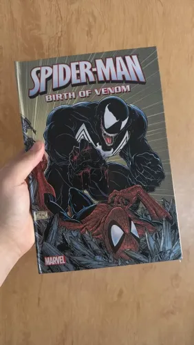 HQ spider man capa dura em inglês