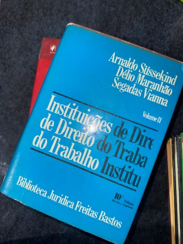 Kit dois livros jurídicos - CP ROGÉRIO Sanches + DIREITO TRABALHO AMAURI Mascaro