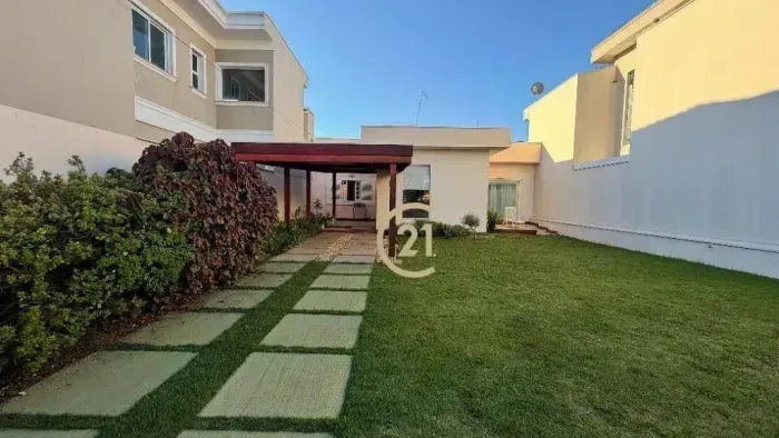 Casa térrea de fundos para Alugar no Condomínio Esplendor - Jardim Esplendor em Indaiatuba