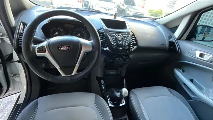 Ford Ecosport Freestyle 1.6 16V Flex 5P 2015