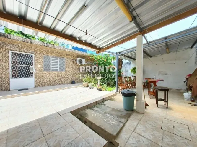 Casa com 4 quartos em Jiquiá