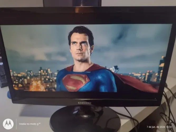 TV Samsung 22 em perfeitas condições