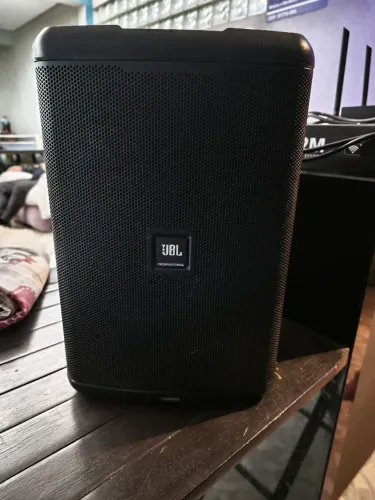 Caixa JBL Eon One Compact 