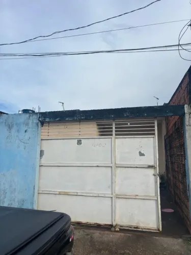 Alugo casa semi imobiliada
