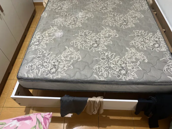 Colchão Cinza Umaflex