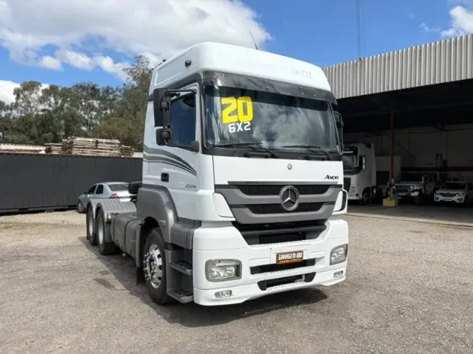 Mercedes Benz Axor 2536, 2020, Completo.