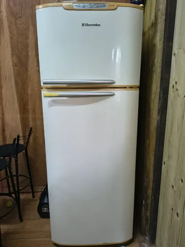 Geladeira duplex eletrolux