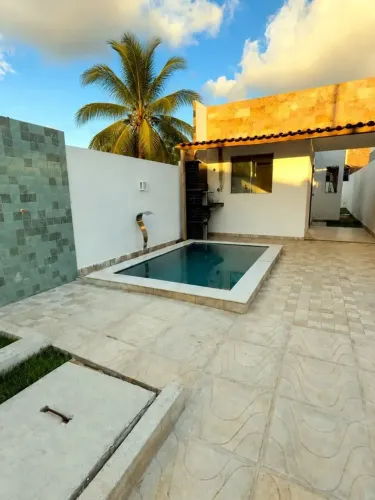 CASA COM PISCINA NO SIM POR R$ 270 MIL! | ENTRADA A PARTIR DE R$ 35 MIL