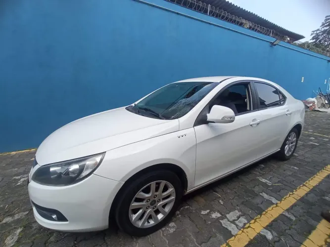 JAC J5 Sedan 1.5 16V 4P Mec. 2014