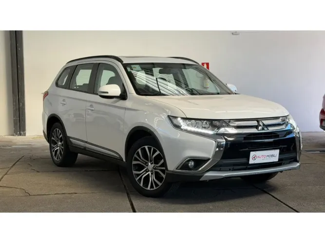 Mitsubishi Outlander Comfort 2.0 16V Aut. 2016