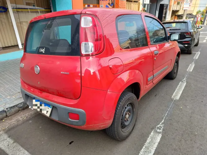 Fiat Uno Vivace Celeb. 1.0 EVO F.flex 8V 5P 2014