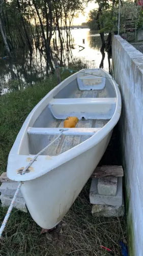 Canoa 4,20m x 1,00m - ideal para pesca - espaçosa e resistente