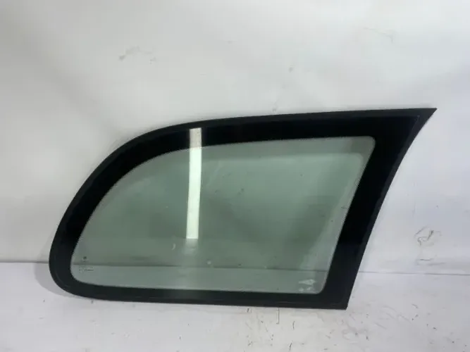 Vidro Fixo Traseiro Direito GM Corsa Perua Wagon 96-2002