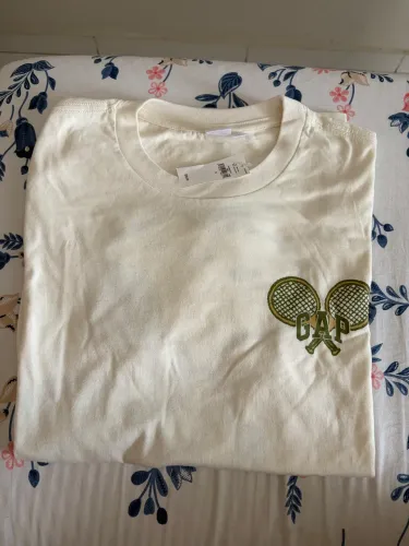 Camiseta GAP, adulto, tamanho P, original com etiquete, comprada nos EUA