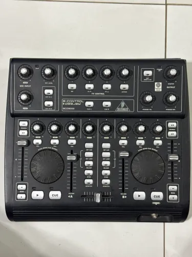 Controladora Bheringer BCD 3000