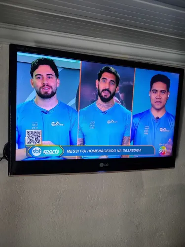 Vendo essa televisão