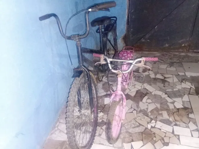 Bicicleta aro 26 e 16